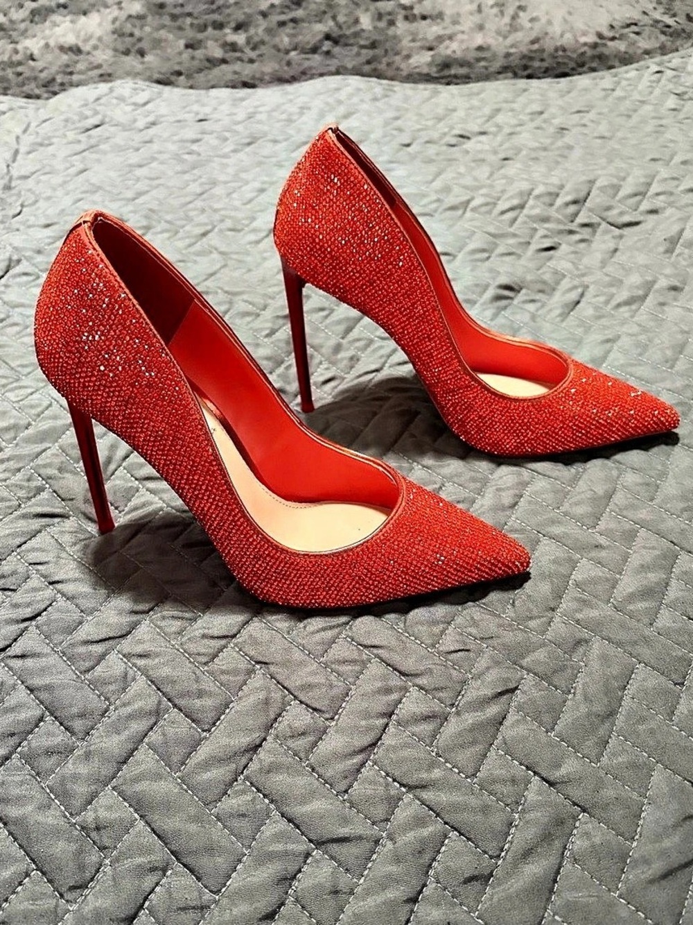 Steve Madden Vivacious Orange Rhinestone Stiletto Pumps Heels Size 6